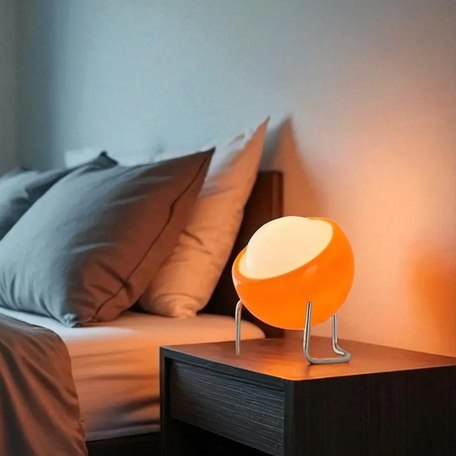 Taiyo – Japandi Style Glass Table Lamp, Bauhaus Orb Design