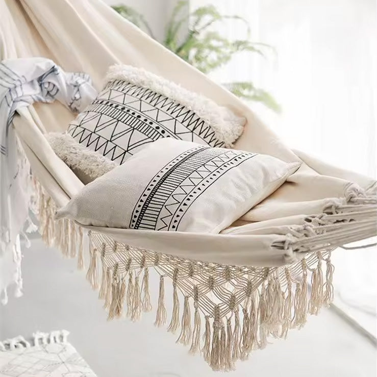 Kasumi – Japandi Style Cotton Hammock with Fringe, Boho Macrame Garden Swing
