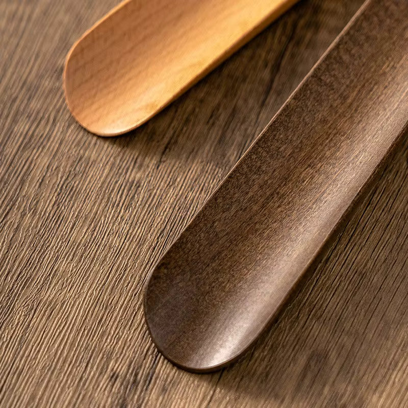 Nagomi – Japandi Style Wooden Shoe Horn, Long-Handle with Magnetic Wall Mount