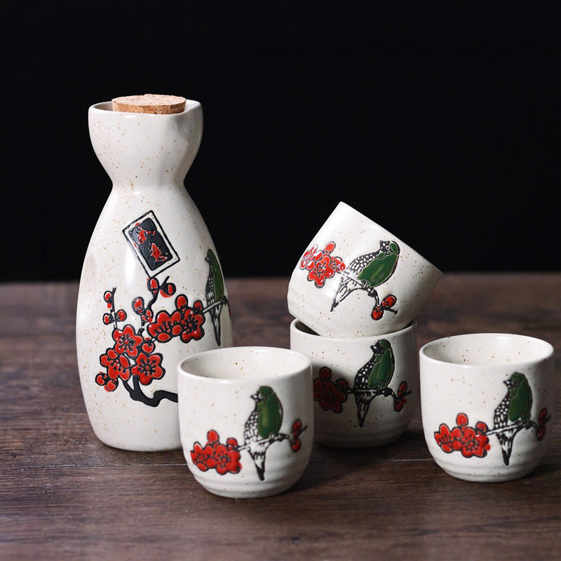 Fuku – Japanese Sake Set with Hand-Painted Motifs, Traditional Ceramic Bottle & Cups